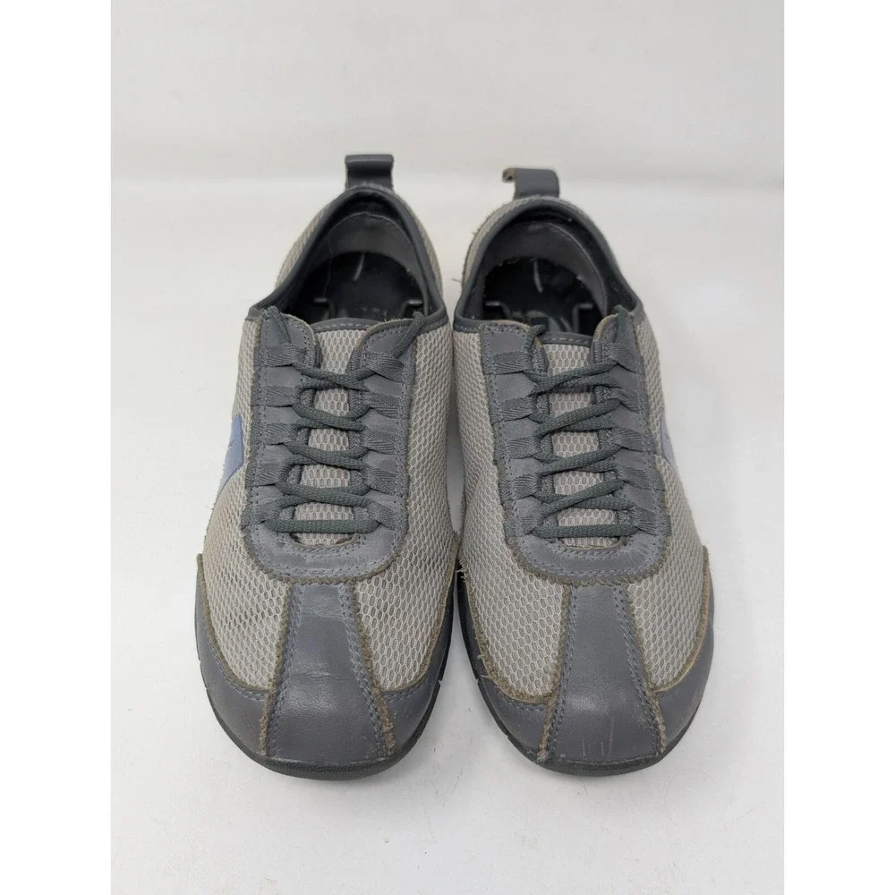 Merrell‎ Women's 9 M Castle Rock Grey Lace Up Low Top Sneaker Shoes J173260C